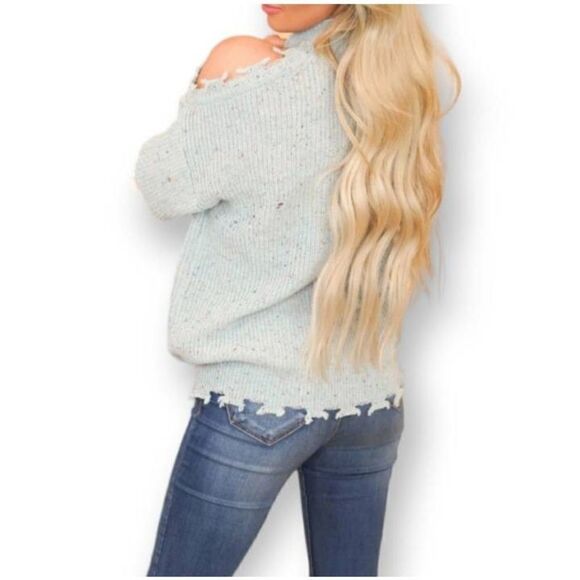 ZENANA LT. BLUE GRAY CUTOUT TURTLENECK DISTRESSED SWEATER NWT MULTIPLE SIZES. GO - Picture 4 of 9